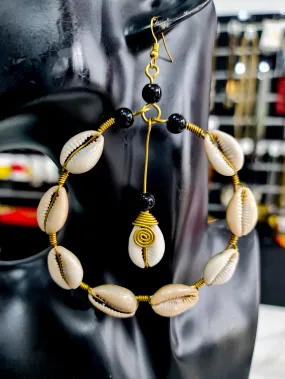 Cowrie Hoop    Earrings