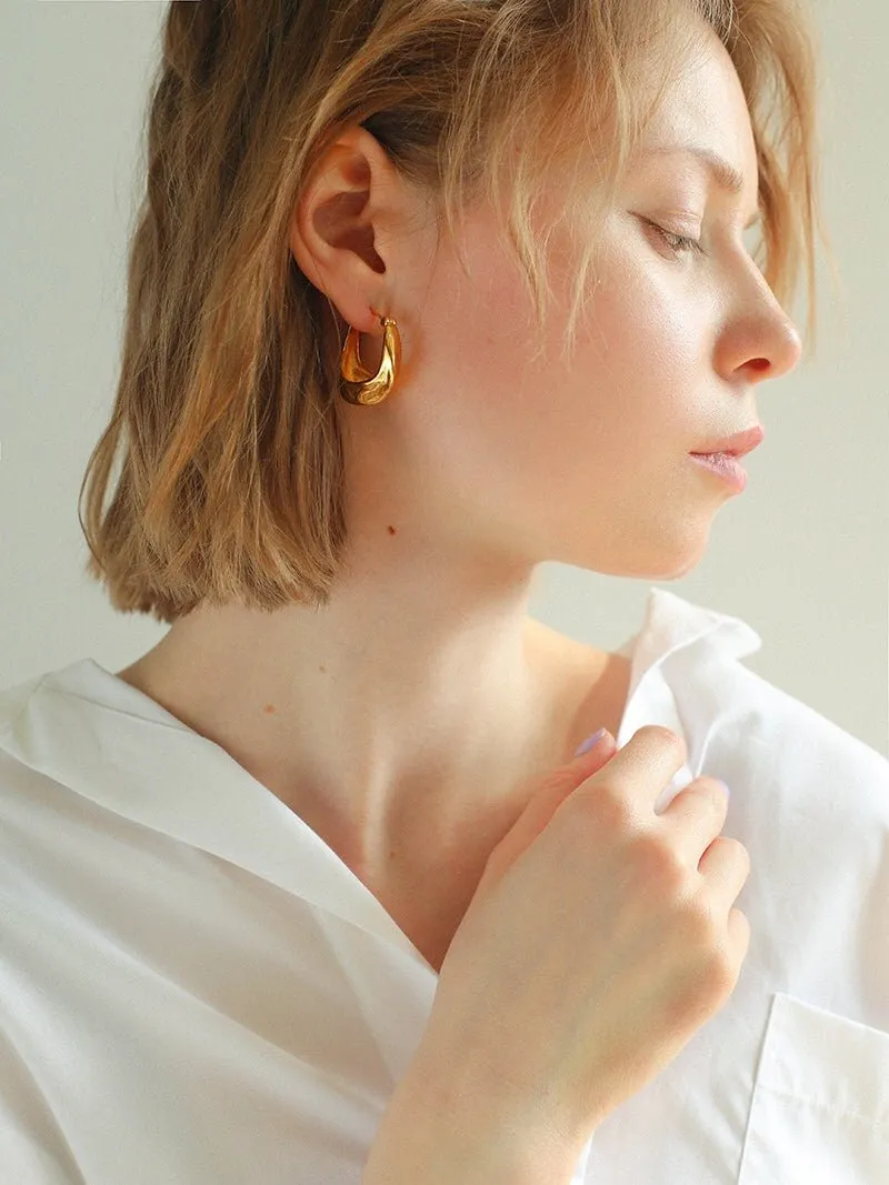 Enamel Twisted Geometric Hoop Earrings